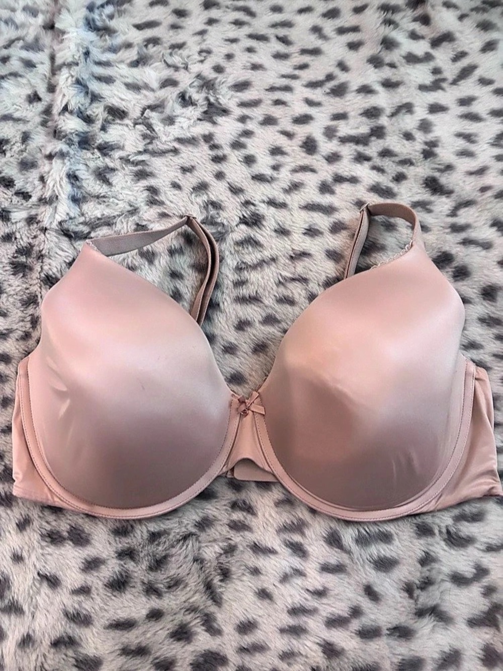Victoria's Secret Very Sexy Shine Charm Push-Up Bra nude